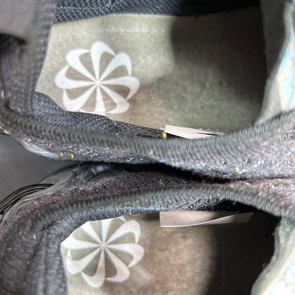 Nike Air Vapormax 2020 Flyknit Black Dark Grey GS 6.5Y/Womens 8 CJ4069-002 - Picture 8 of 10